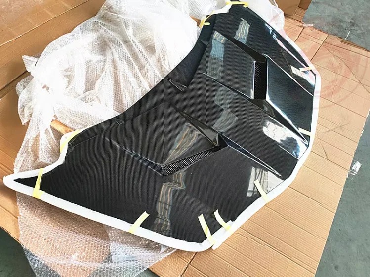 High Quality MSY Style Carbon Fiber Engine Hood Directly From the Factory Suitable for Aventador LP700/LP720